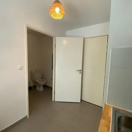 Studio Renove Proche Commodites アパート ペサック